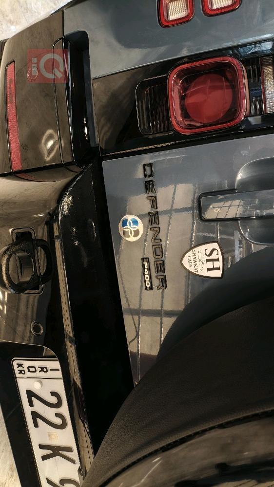 Land Rover Defender